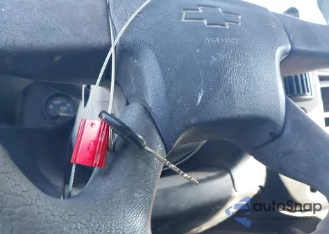 2005 Chevrolet Express z USA, uszkodzony, nr VIN 1GCFG15XX51172085